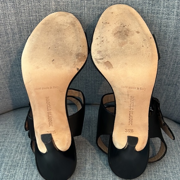 Manolo Blahnik Black 3 1/2" sandal - Picture 5 of 8
